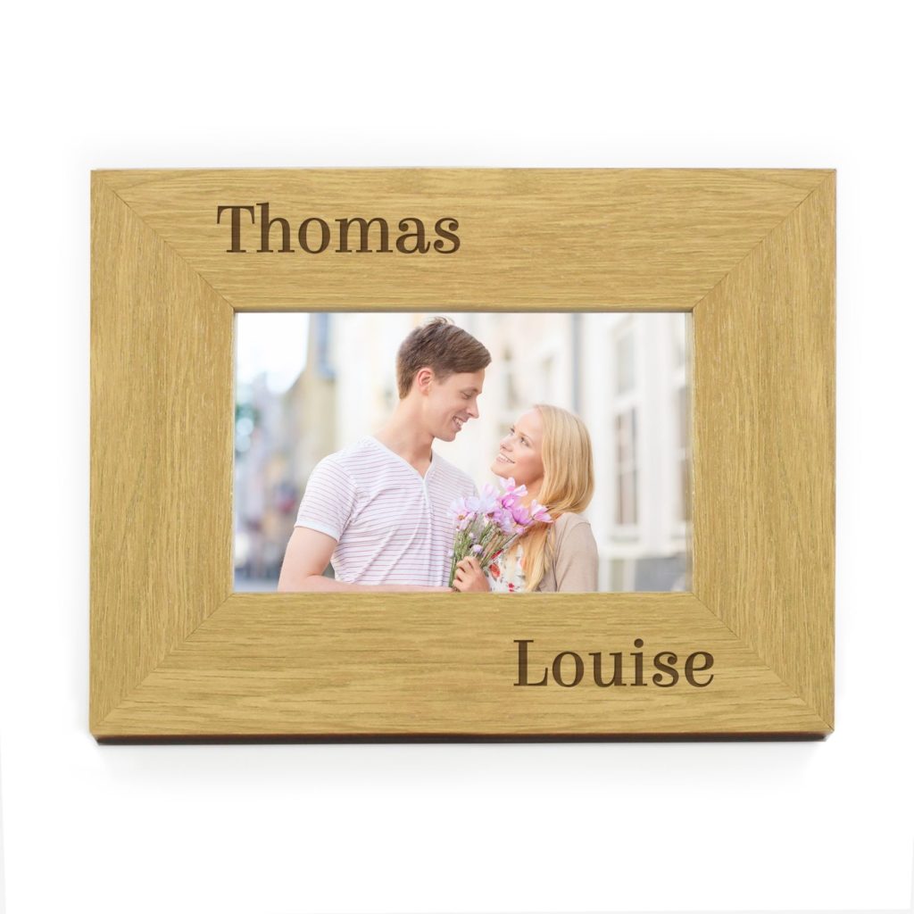 Personalised Oak Finish 6x4 Couples Photo Frame